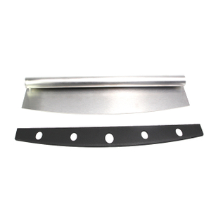 TOPQ Long Pizza Knife